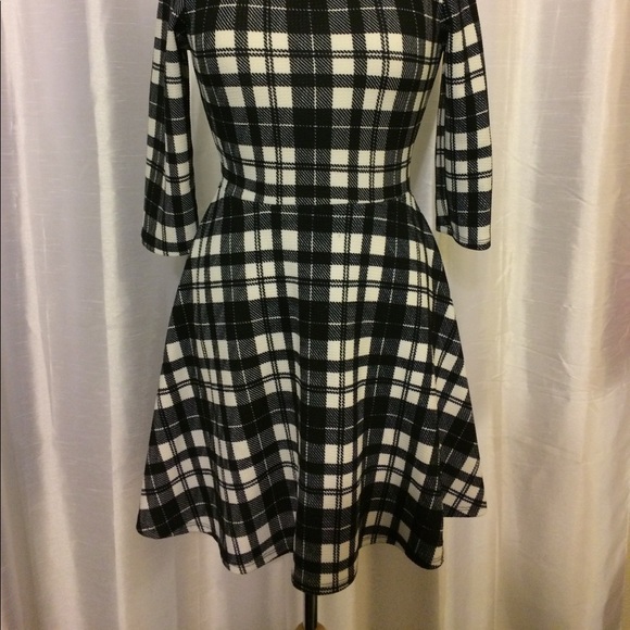 Black & white dress - Picture 4 of 5